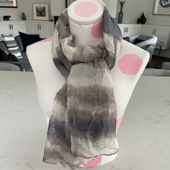 Club Monaco Moody Abstract Print 100% Silk Scarf/Wrap Grey Cream Tan Sz OS - Picture 3 of 8